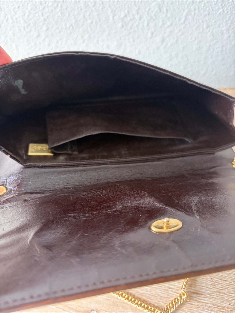 Vintage Italian Art Deco Tortoiseshell Lucite Clutch with Gold Chain - Picture 10 of 15